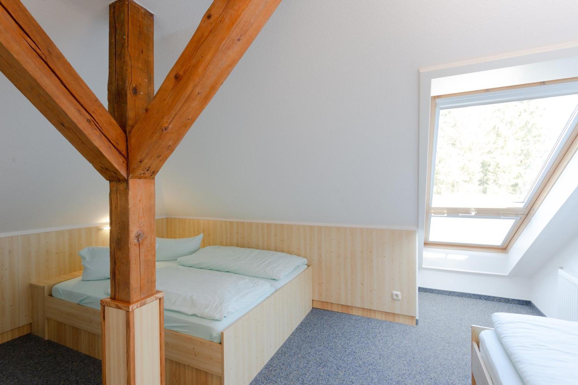 Hotel Sportpark Rabenberg à Breitenbrunn/Erzgeb. Extérieur photo